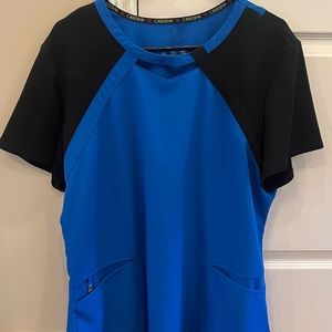 Like New scrub top